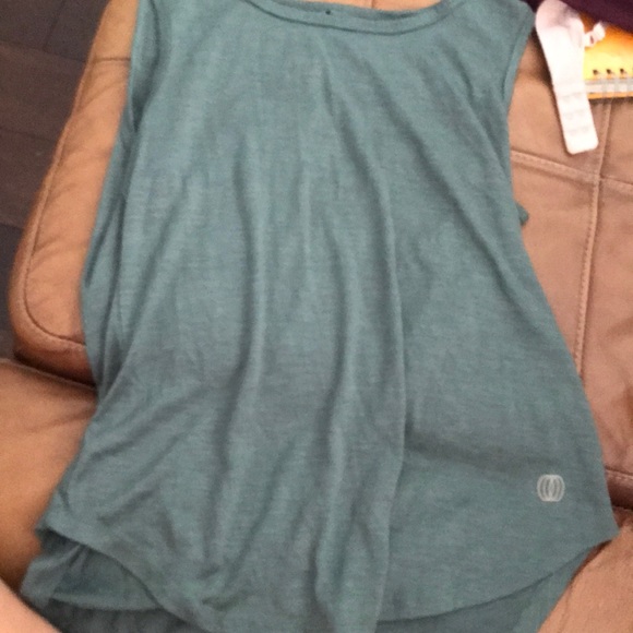 Tank top - Picture 1 of 2